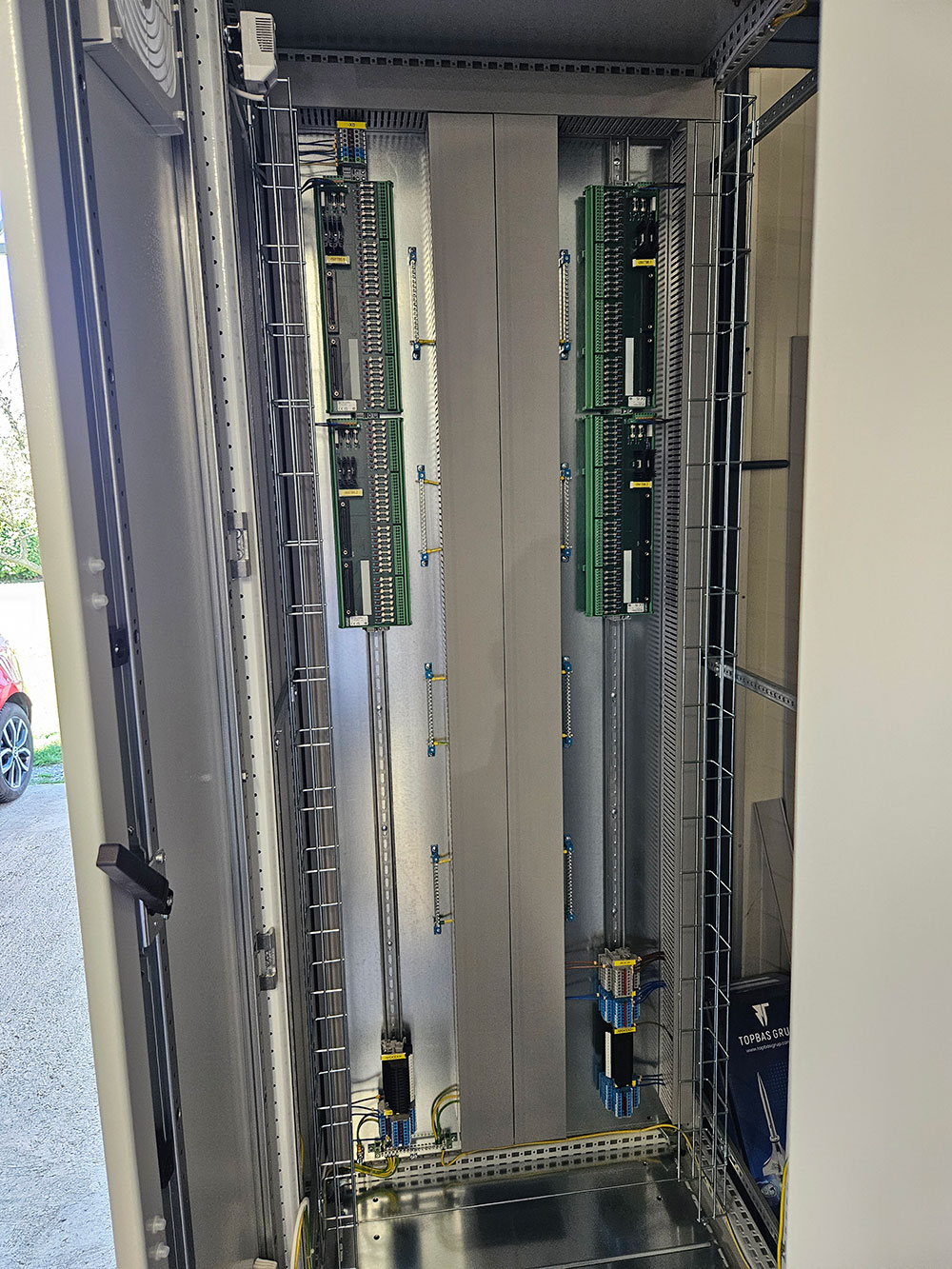 DCS Control System at the Defluorination/SAP4 Plant at the Elixir Prahovo factory