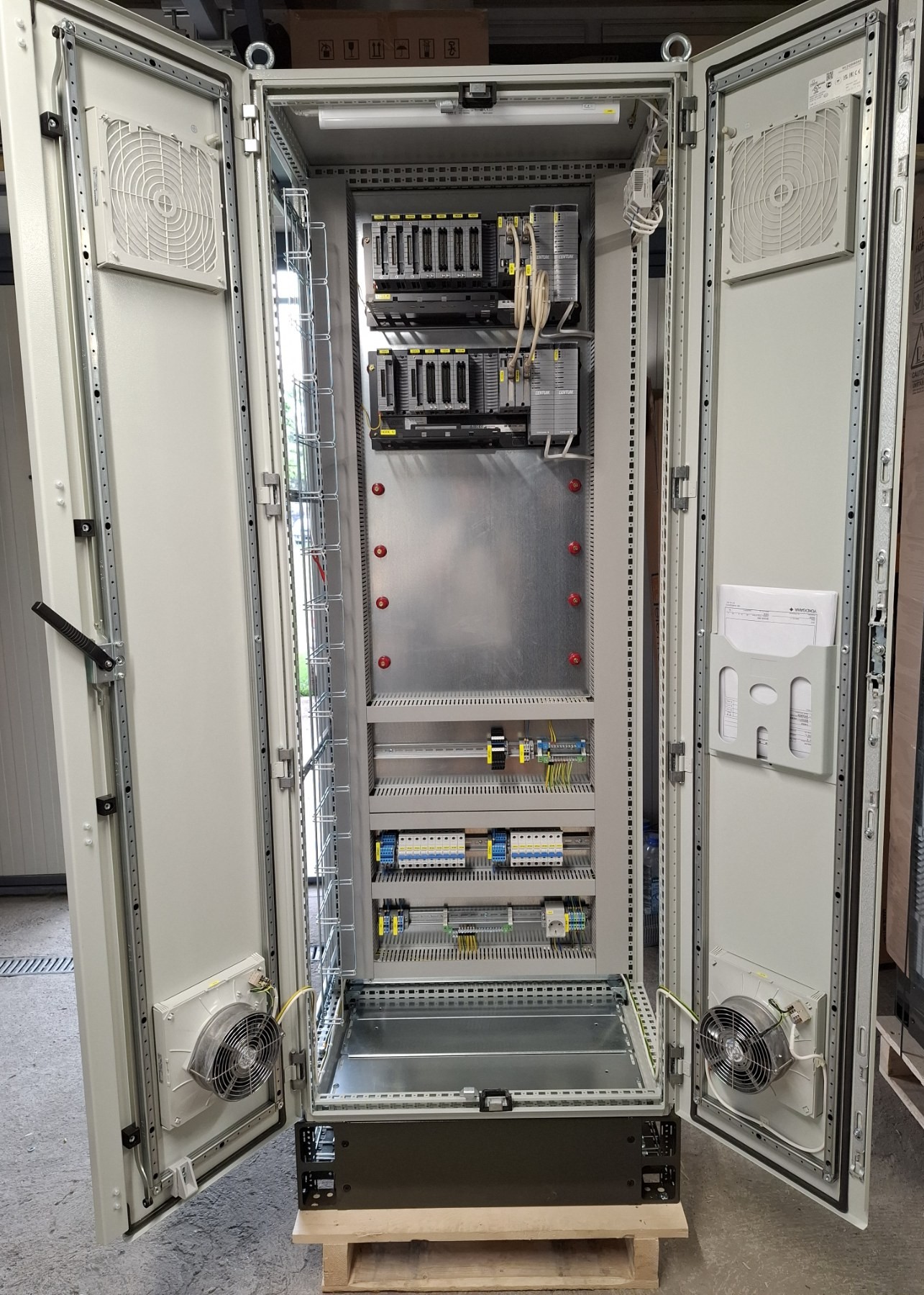 DCS nadzorno-upravljački sistem na postrojenju za prečišćavanje Fosforne Kiseline PPFK u fabrici Elixir Prahovo